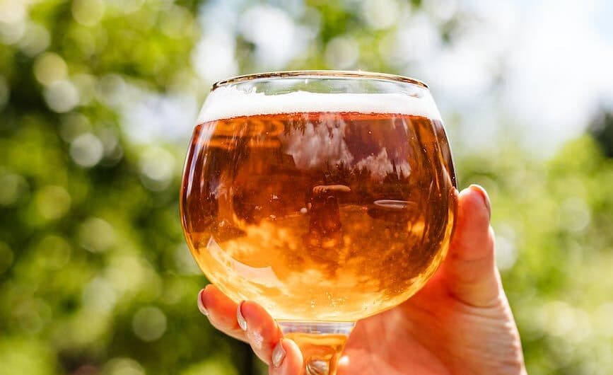 Verre à bière personnalisable : comment créer le vôtre !