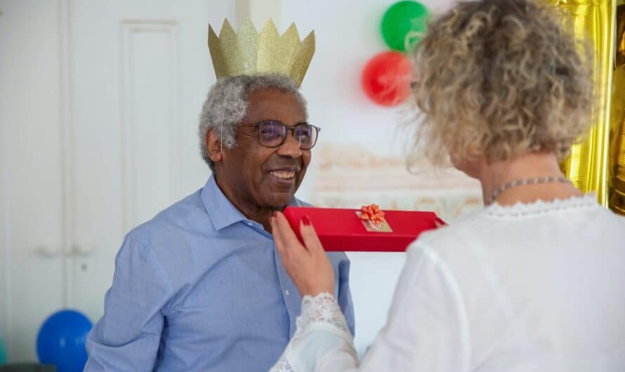 Comment trouver un cadeau personnalisé homme pas cher ? 
