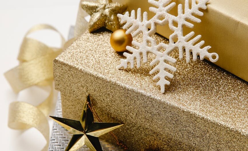 Emballez vos cadeaux avec du papier-cadeau personnalisé